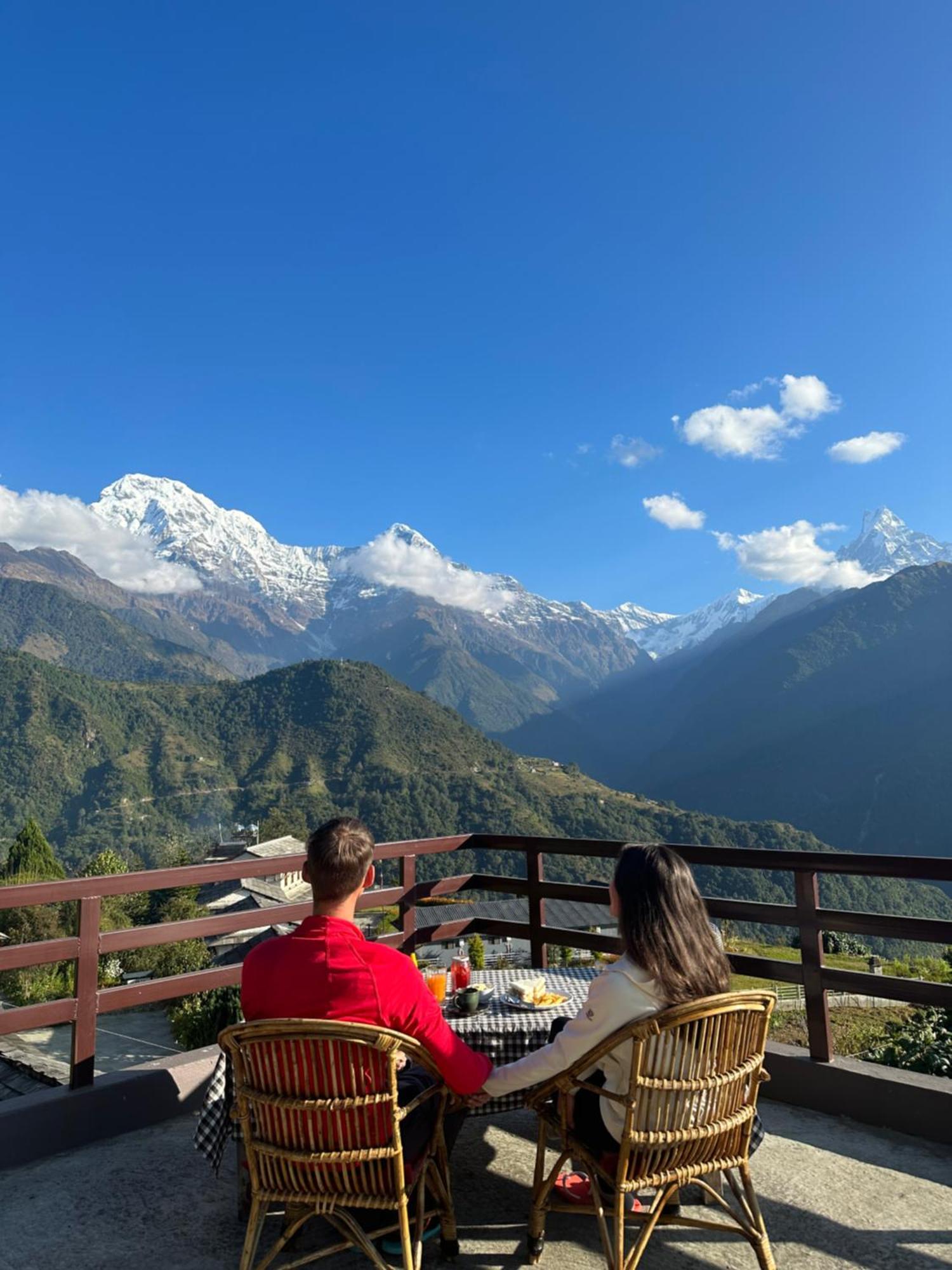 Hill Top Lodge Ghandruk Astam Exterior foto